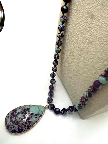 New Purple Teal Colored Stone & Glass Beaded Pendant Necklace - Picture 10 of 15